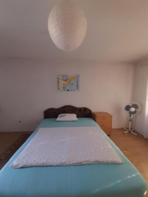 Entire Home in Arberia , Flat 2